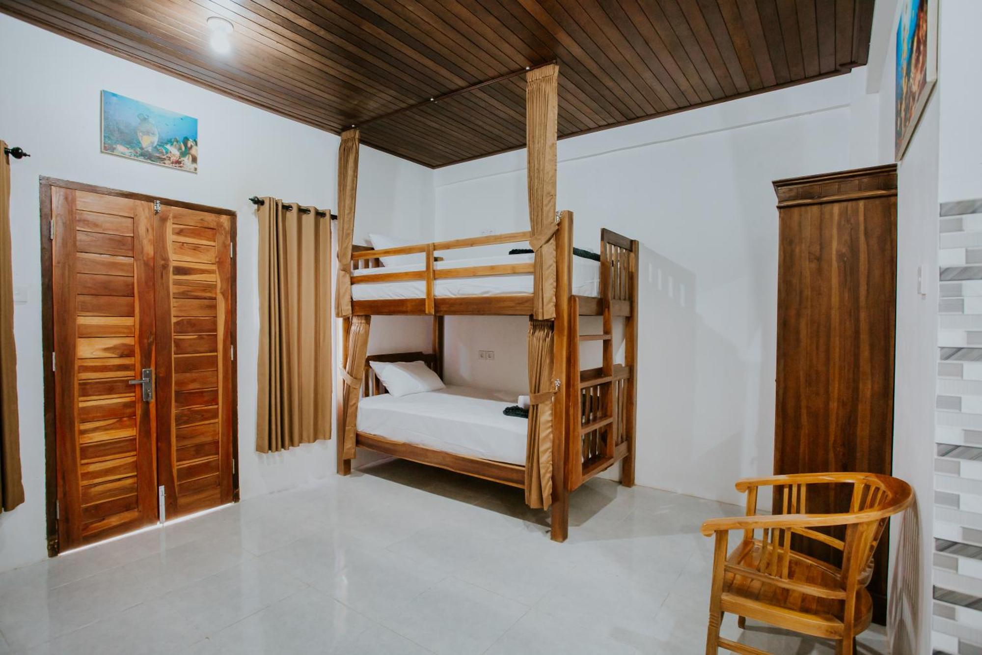 Toyapakeh Garuda Hostel & Accomodation Nusa Penida מראה חיצוני תמונה