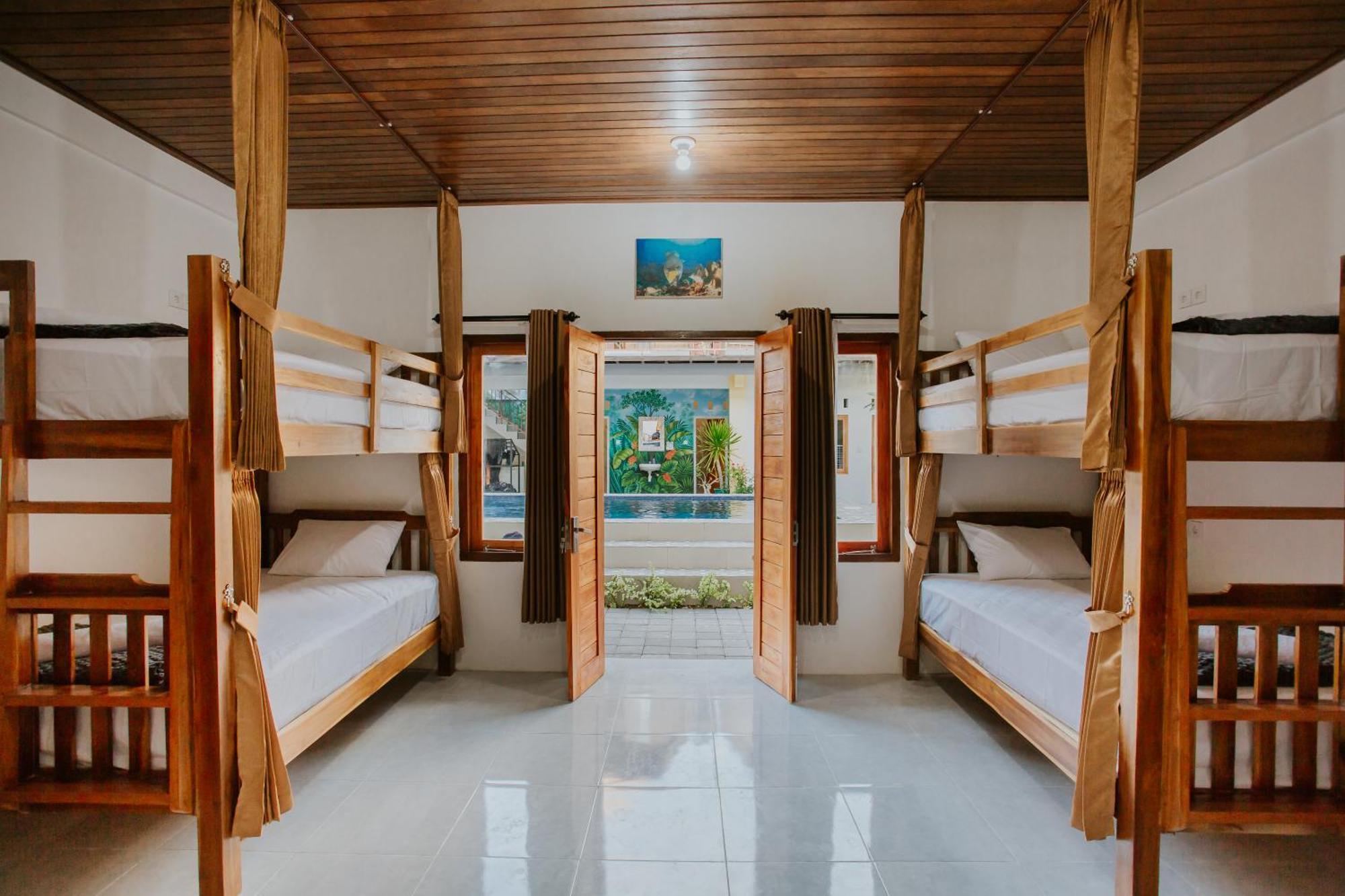Toyapakeh Garuda Hostel & Accomodation Nusa Penida מראה חיצוני תמונה