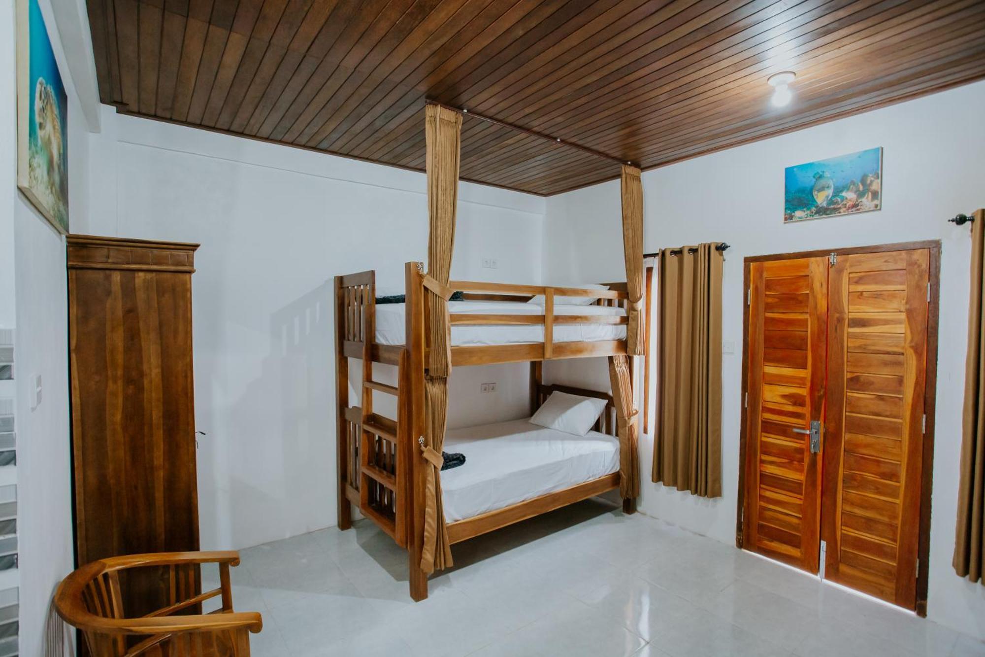 Toyapakeh Garuda Hostel & Accomodation Nusa Penida מראה חיצוני תמונה